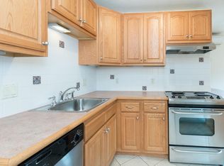 61 Anderson St APT 3, Boston, MA 02114