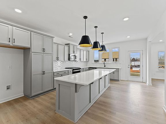 4th image of 423 Bent Willow Dr #45