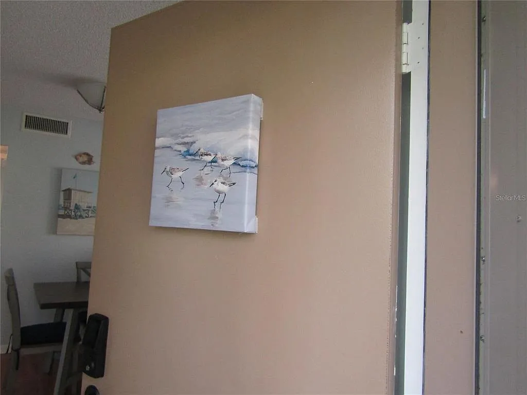 2 bed, 2.0 bath, 1024 sqft, $3,800 — Photo 2