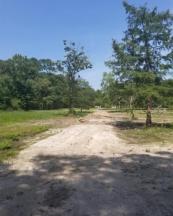2nd image of 2979 Blackmon Rd