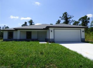 2601 25th St W, Lehigh Acres, FL 33971