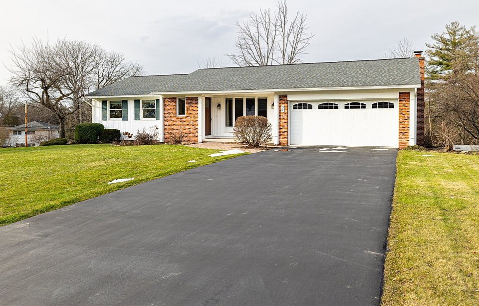 97 Tumbleweed Dr, Pittsford, NY 14534 Zillow