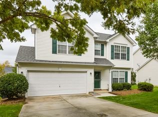11927 Cheviott Hill Ln, Charlotte, NC 28213
