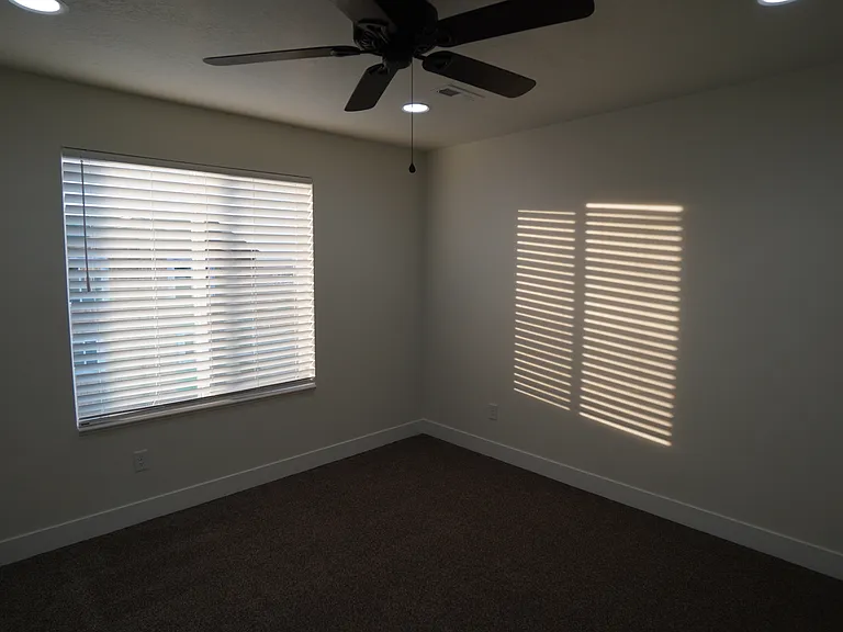 1559 S 150 W — Photo 27