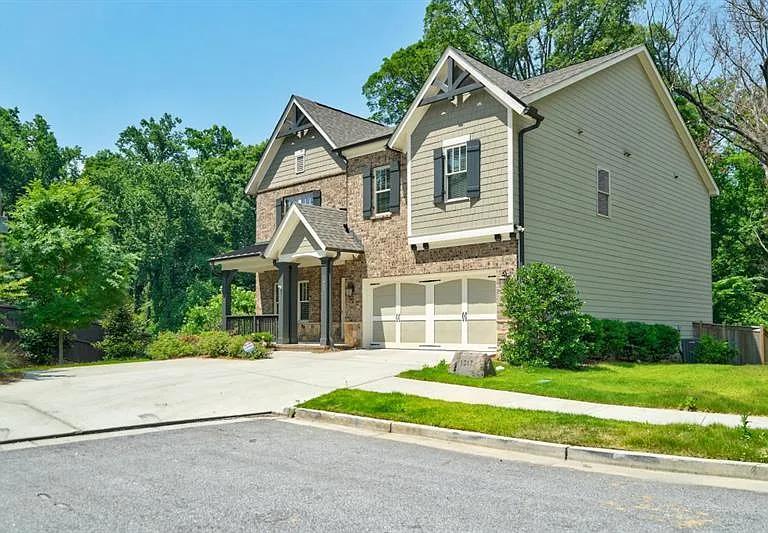 1317 Winfair Ln NE — Photo 1