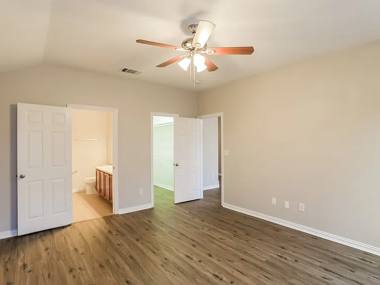 713 Cedar Cove Dr — Photo 10