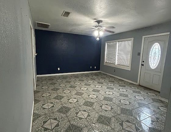 5th image of 4005 Anetta Dr