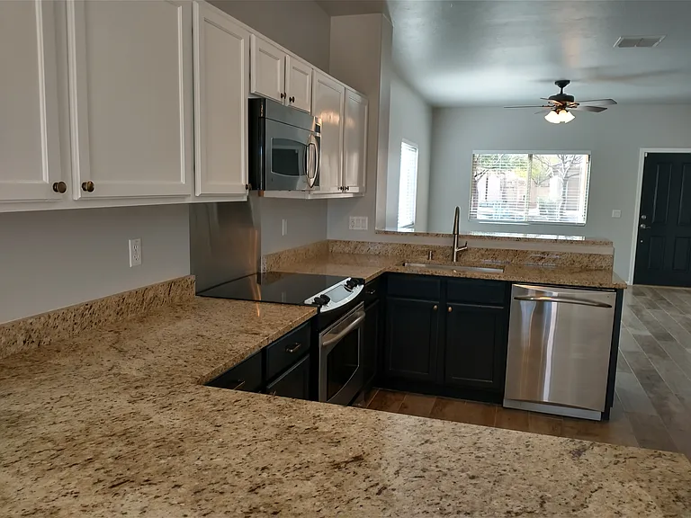 8348 N Wind Swept Ln — Photo 9
