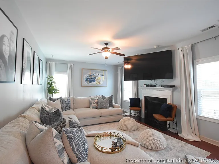 3012 Gentle Breeze Ct — Photo 6