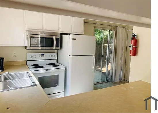 4781 N Polk Ave — Photo 1