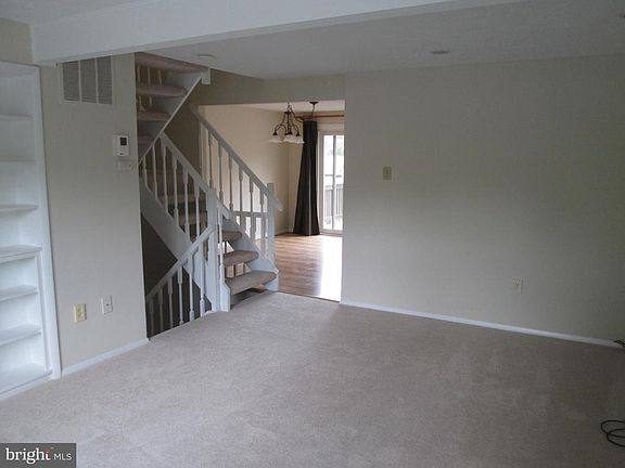 5th image of 7609 Nutwood Ct