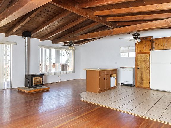 Kitchen / Dining