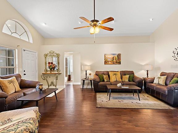 4th image of 4303 Cold Harbor Dr