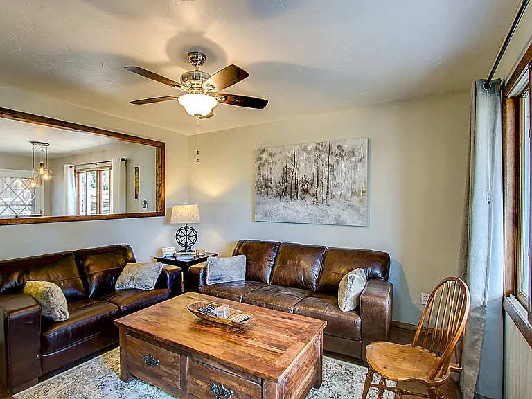 1040 Forest Hill Rd — Photo 11