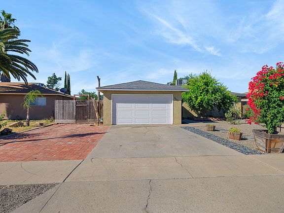4th image of 2423 W Norwich Avenue
