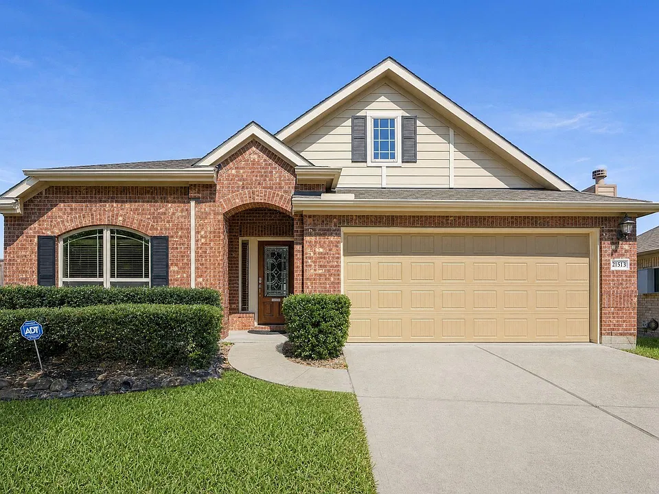 21513 Boix Manor Ln