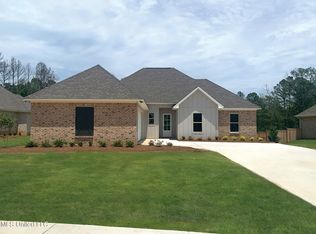 126 Catherine Blvd, Clinton, MS 39056