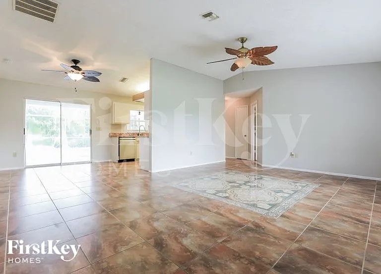 6099 David Blvd — Photo 2