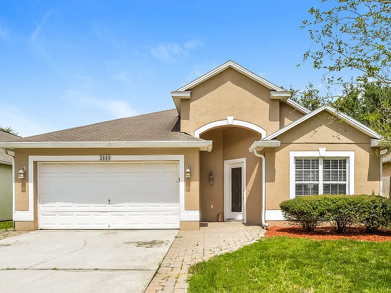 2113 Carpathian Dr — Photo 1