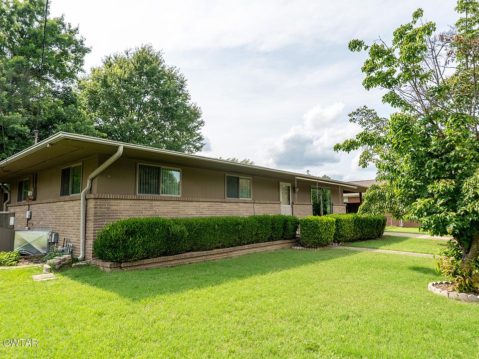 1st image of 1837 Sam Houston Dr