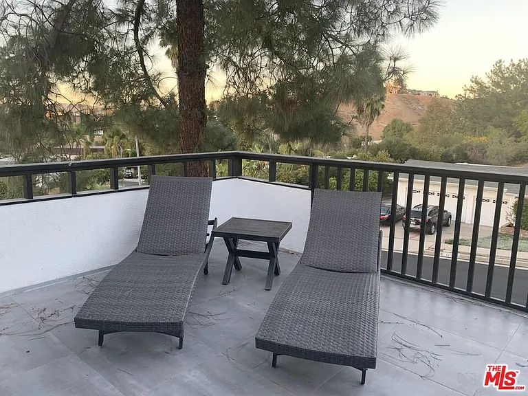 22700 W Flamingo St — Photo 35
