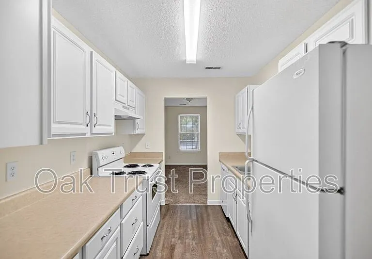 7939 Vermont Rd — Photo 11