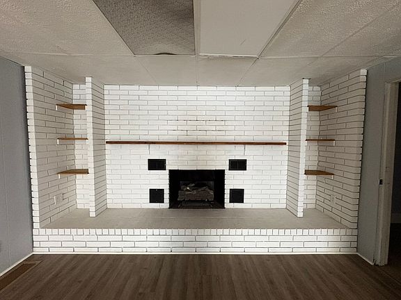 5th image of 618 Moore Ave #2