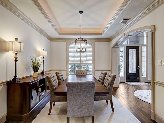 5th image of 7 Club Oak Ct