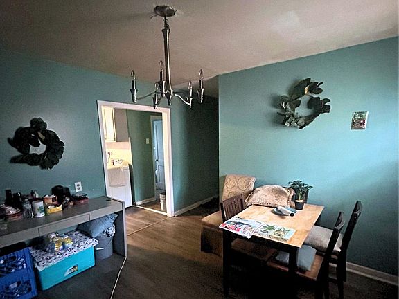 3rd image of 2112 Stovall Ave