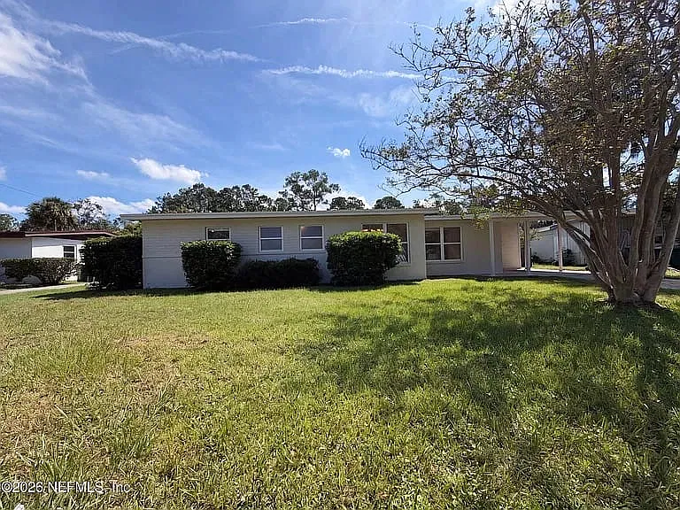 1737 E Hawaii Dr