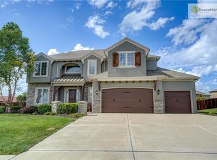 27900 E Foxberry Trl, Lake Lotawana, MO 64086