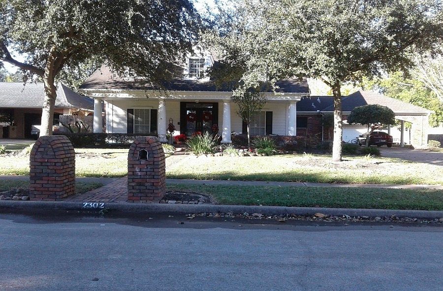 1st image of 2302 Donegal Ct