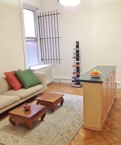 1731 Pine St #2F — Photo 3