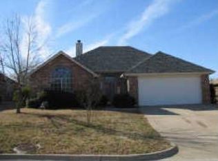 4813 Dogleg Dr, Haltom City, TX 76117