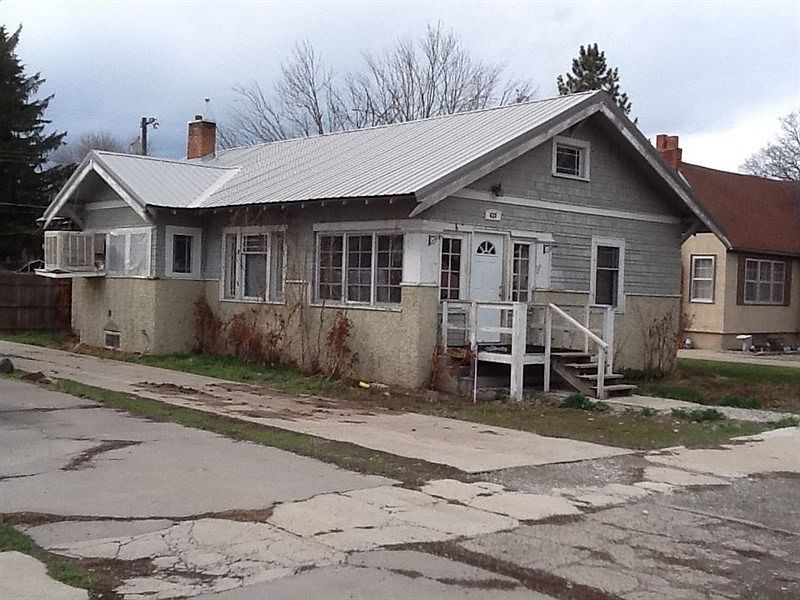 2nd image of 629 Idaho St