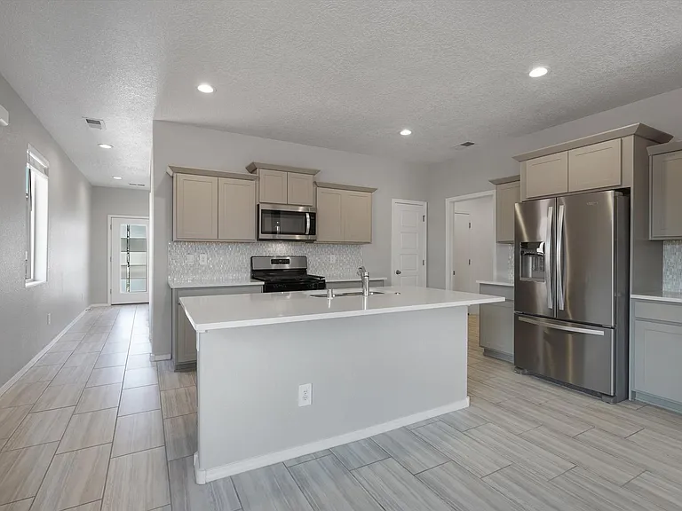 3205 Tazanita Loop SE — Photo 7