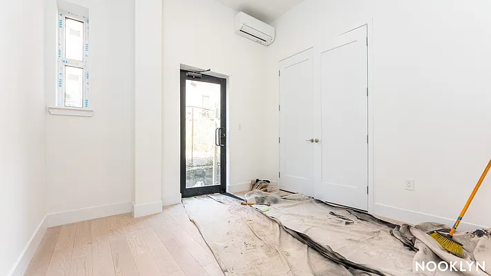 Rented by Nooklyn NYC LLC | media 7