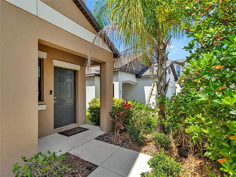 5025 Brickwood Rise Dr — Photo 3