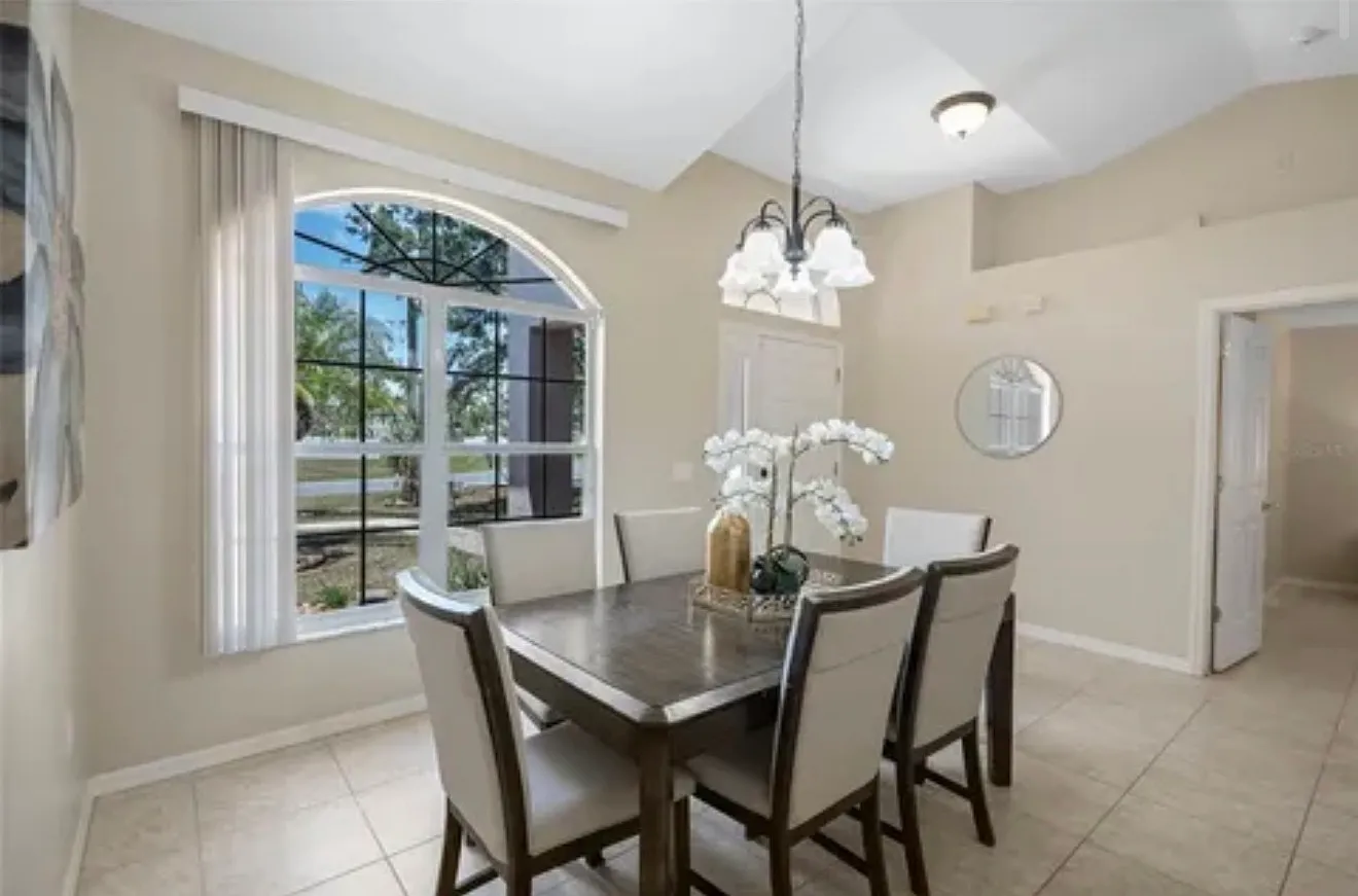3 bed, 1459 sqft, $2,000 — Photo 3