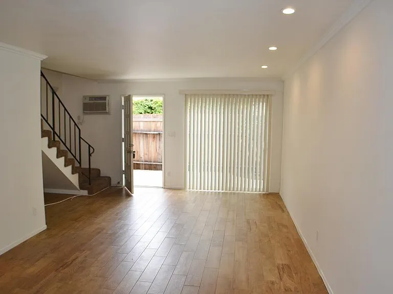 3931 Farquhar Ave #C — Photo 3