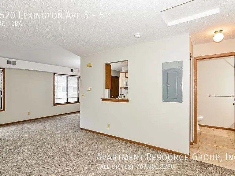 3520 Lexington Ave #5 — Photo 9