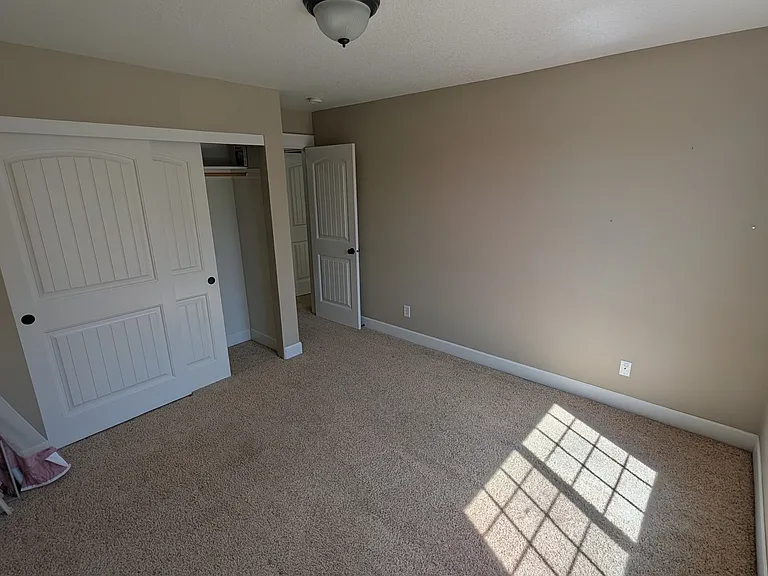 250 N Cole Ave — Photo 16