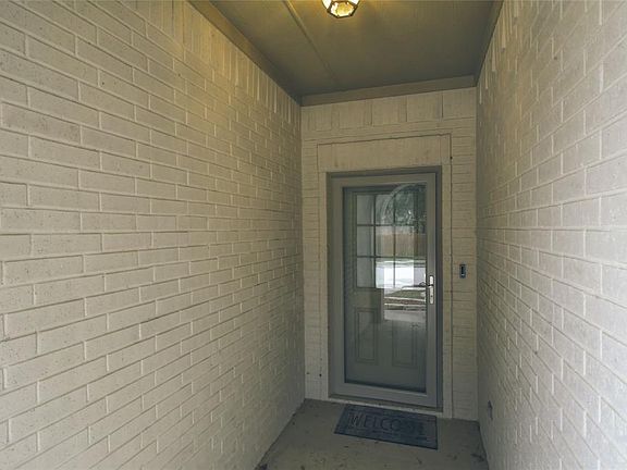 2nd image of 305 Goldfield Ln