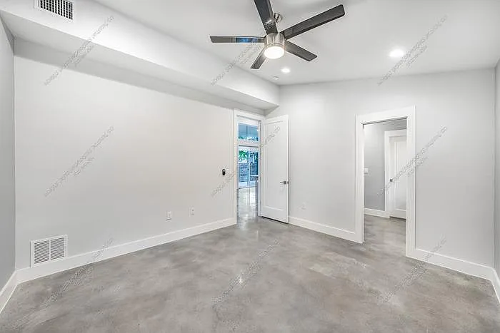 505 W Odell St #2 — Photo 10