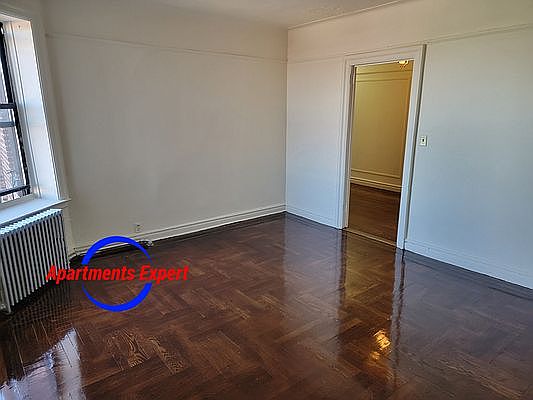 3rd image of 655 E 233rd St APT C3