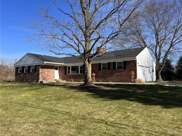 4050 Westmore Ln, Cortland, NY 13045