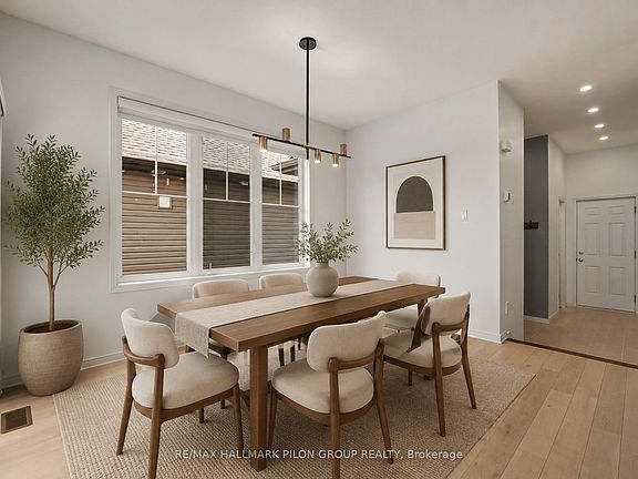 4th image of 38 Riddell St