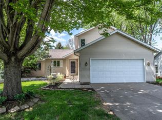 1906 Aspen Ct, Northfield, MN 55057