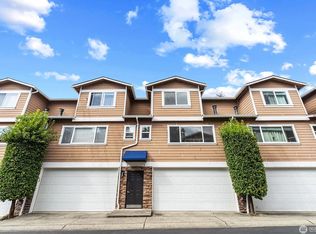 17921 80th Ave NE, Kenmore, WA 98028
