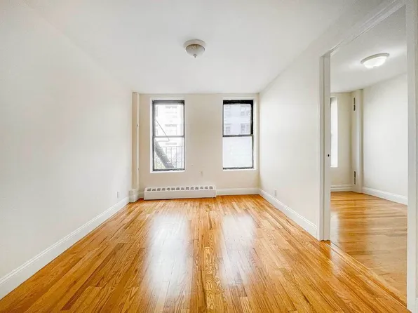 516 East 80th Street image 1 of 5